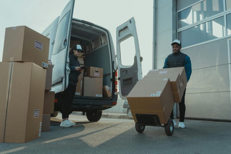 logistic-and-storing